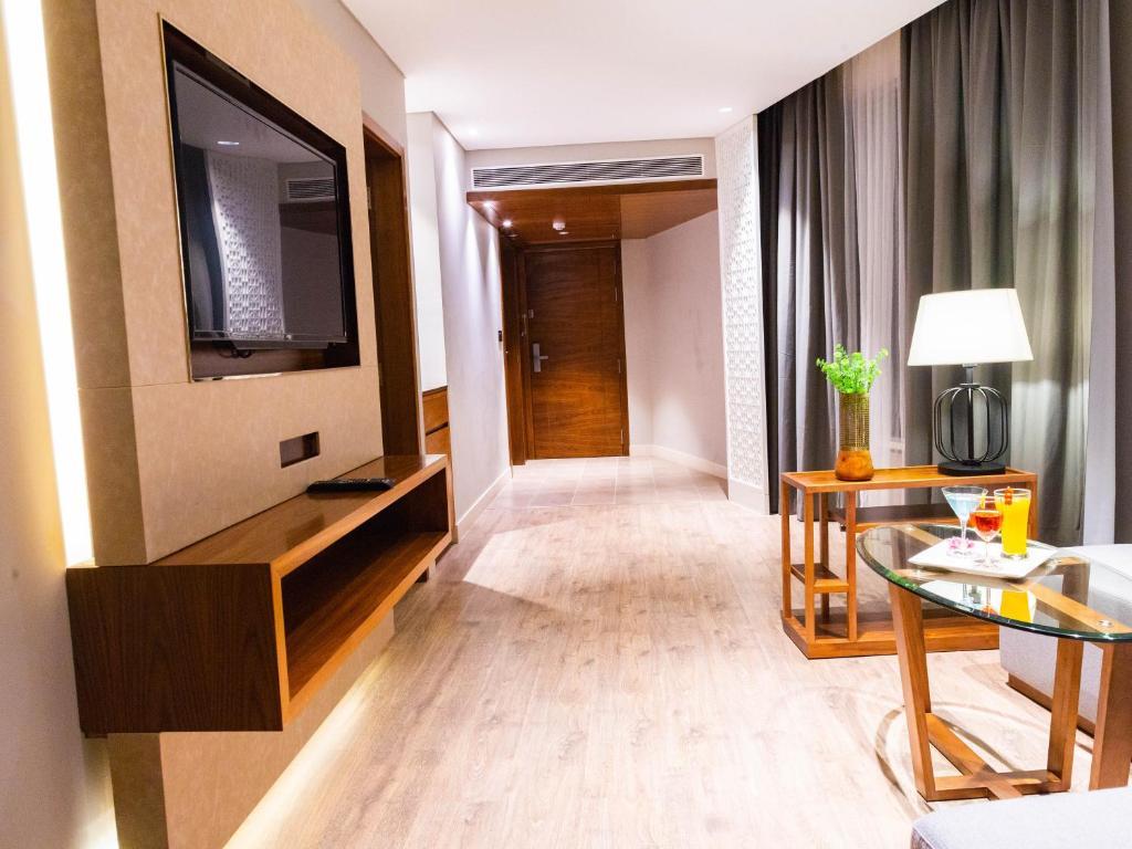 Best Western Plus Narasapura Extérieur photo